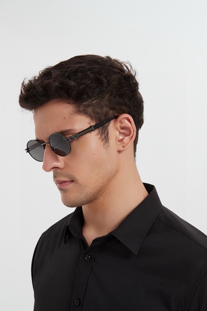 MBach Black Sunglasses